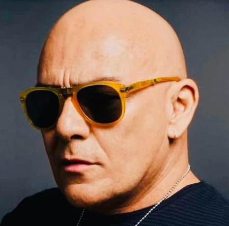 Entrevista con César Saldívar "Fotógrafo de Almodóvar"