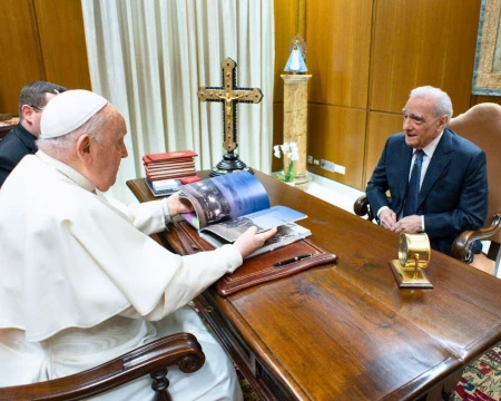 Martin Scorsese y el Papa Francisco en Ciudad del Vaticano